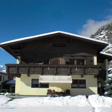Kuprian Appartement *